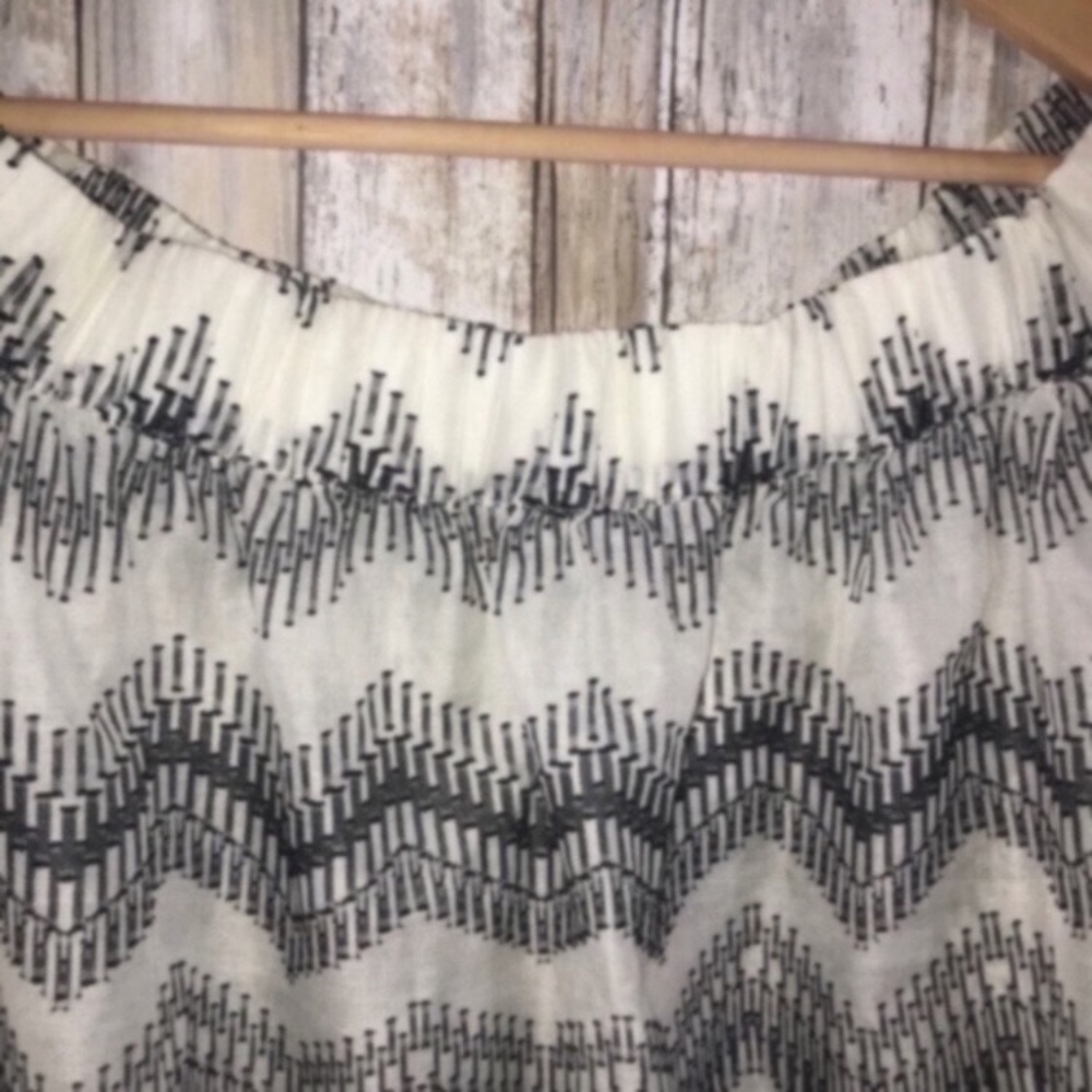 NWT Lou & Gray Zig Zag Off Shoulder Top - Picture 4 of 5